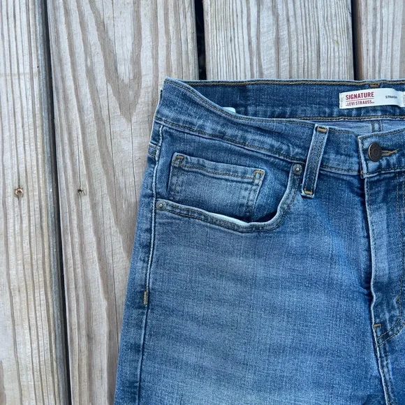 Signature By Levi Strauss‎ Men's Straight Flex Jeans W32xL32 Medium Wash Classic - Picture 2 of 13